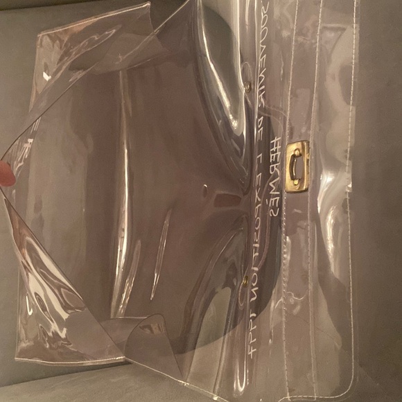 Authentic Hermes Clear Kelly Tote - Picture 16 of 16